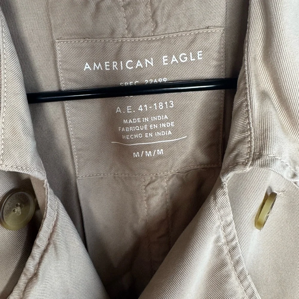 AE TRENCH COAT MEDIUM - Picture 3 of 5